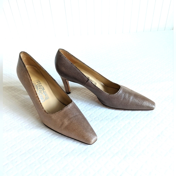Salvatore Ferragamo Shoes - Salvatore Ferragamo Snake Skin Classic Two Tone Italian Vintage Heels, size 9.5